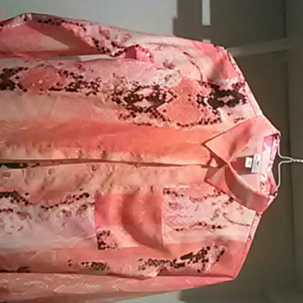 Women shirt