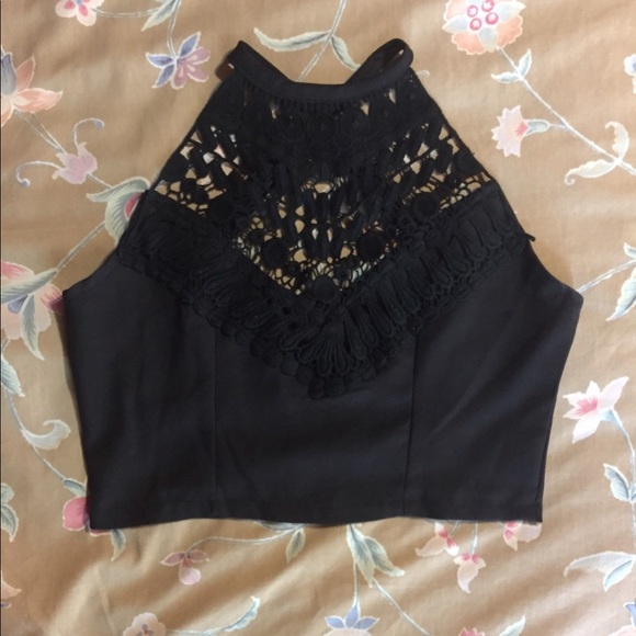 Black Crochet Crop Top - Picture 3 of 4
