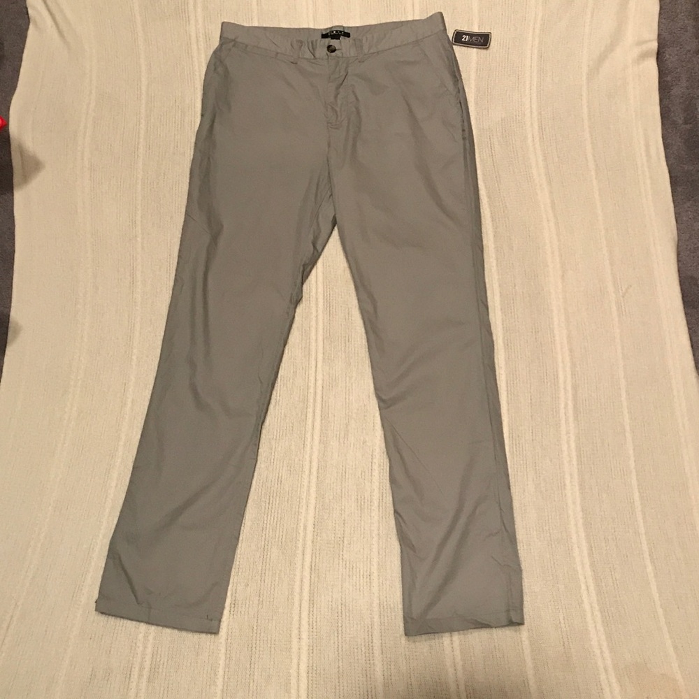 Forever 21 Men's Grey Woven Pants. Size 34
