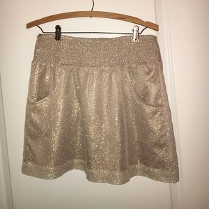 Sparkly gold skirt with pockets