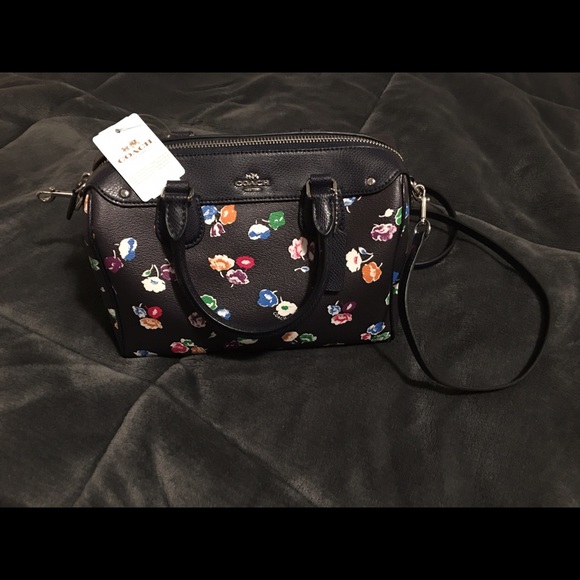 Coach Handbags - Coach Purse