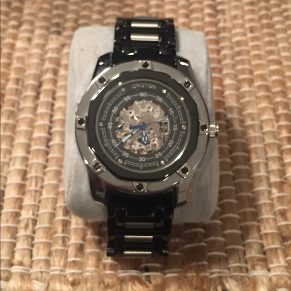 Croton Other - Mens black and silver Croton watch great condition