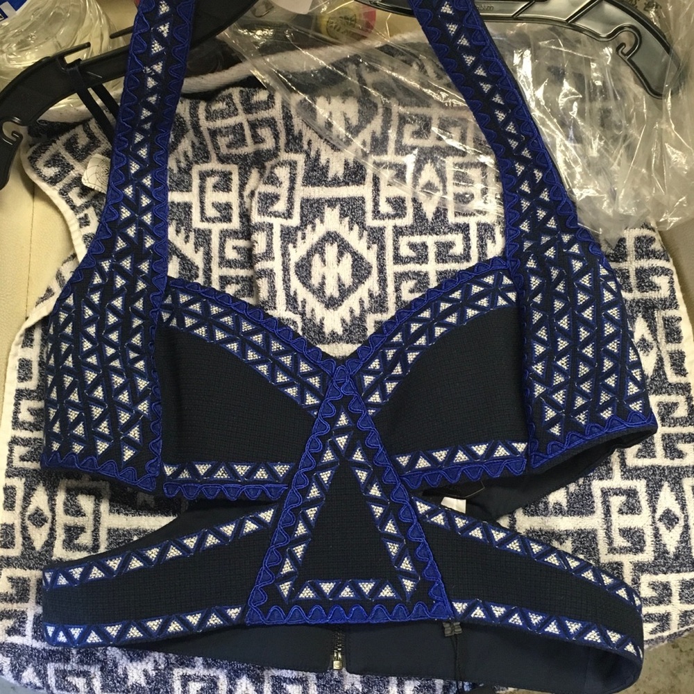Bcbg maxazria cutout halter top