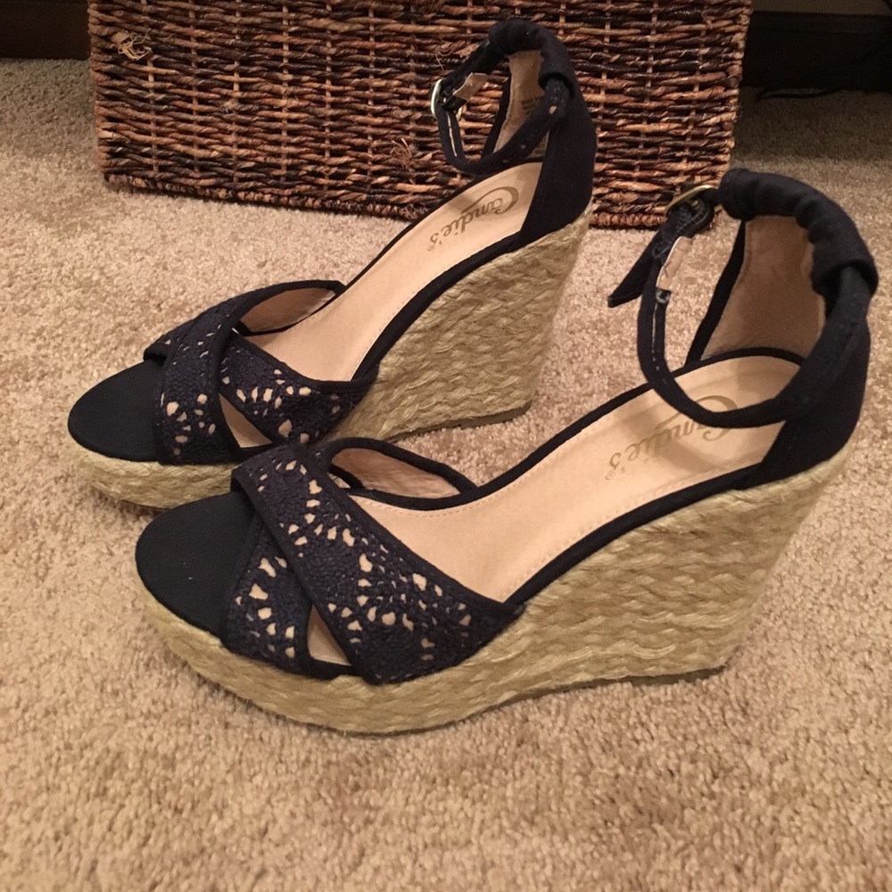 The Perfect Navy Wedge