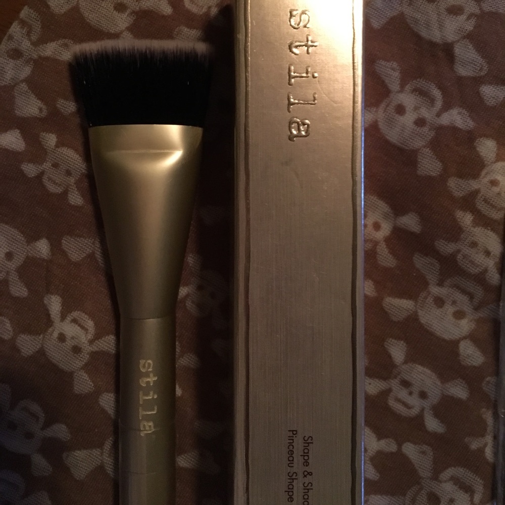 Stila Shape and Shade custom Contour Brush NEW