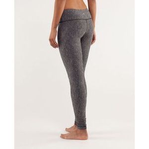 Lululemon Athletica herringbone thermal legging