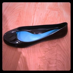 Oka B flats- black