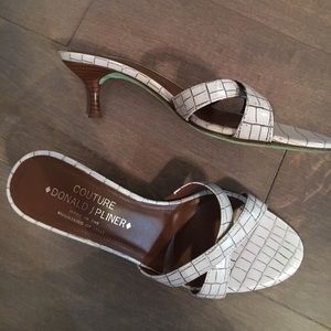 COUTURE DONALD J PLINER SIze PETITE 7-1/2