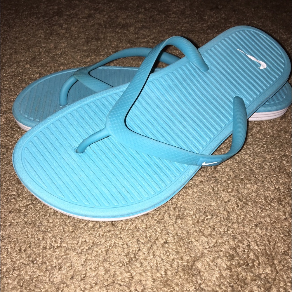 Nike Flip Flops