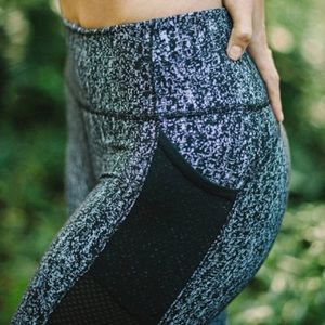 NWOT Fit Physique Tight