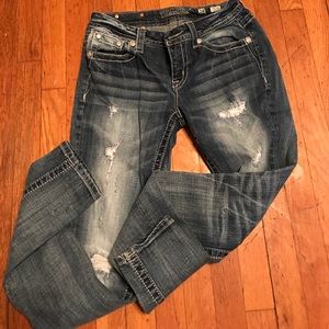 Miss me skinny leg jeans.