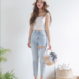 Stylenanda Destroyed Ripped Frayed Hem Denim Jeans