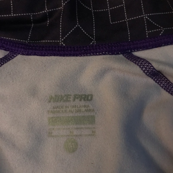 Nike Pro half zip pullover - Picture 3 of 5