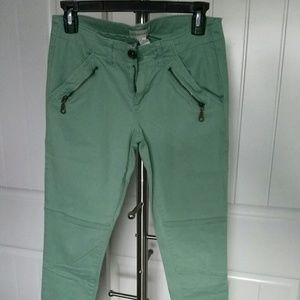 Cute cargo style pants