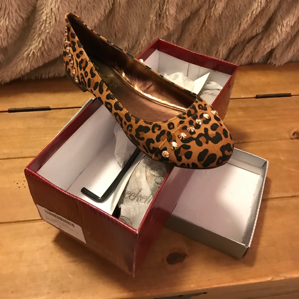Leopard studded ballet flats size 6