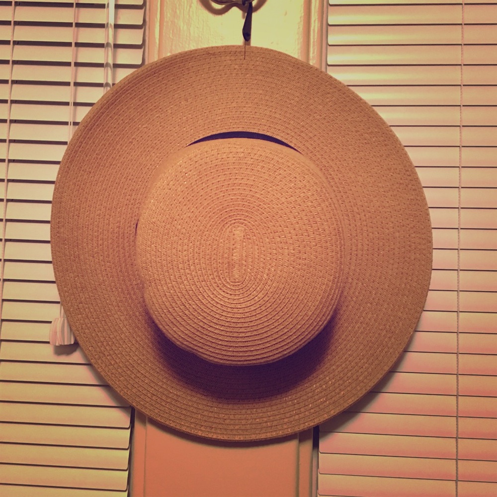 Straw hat