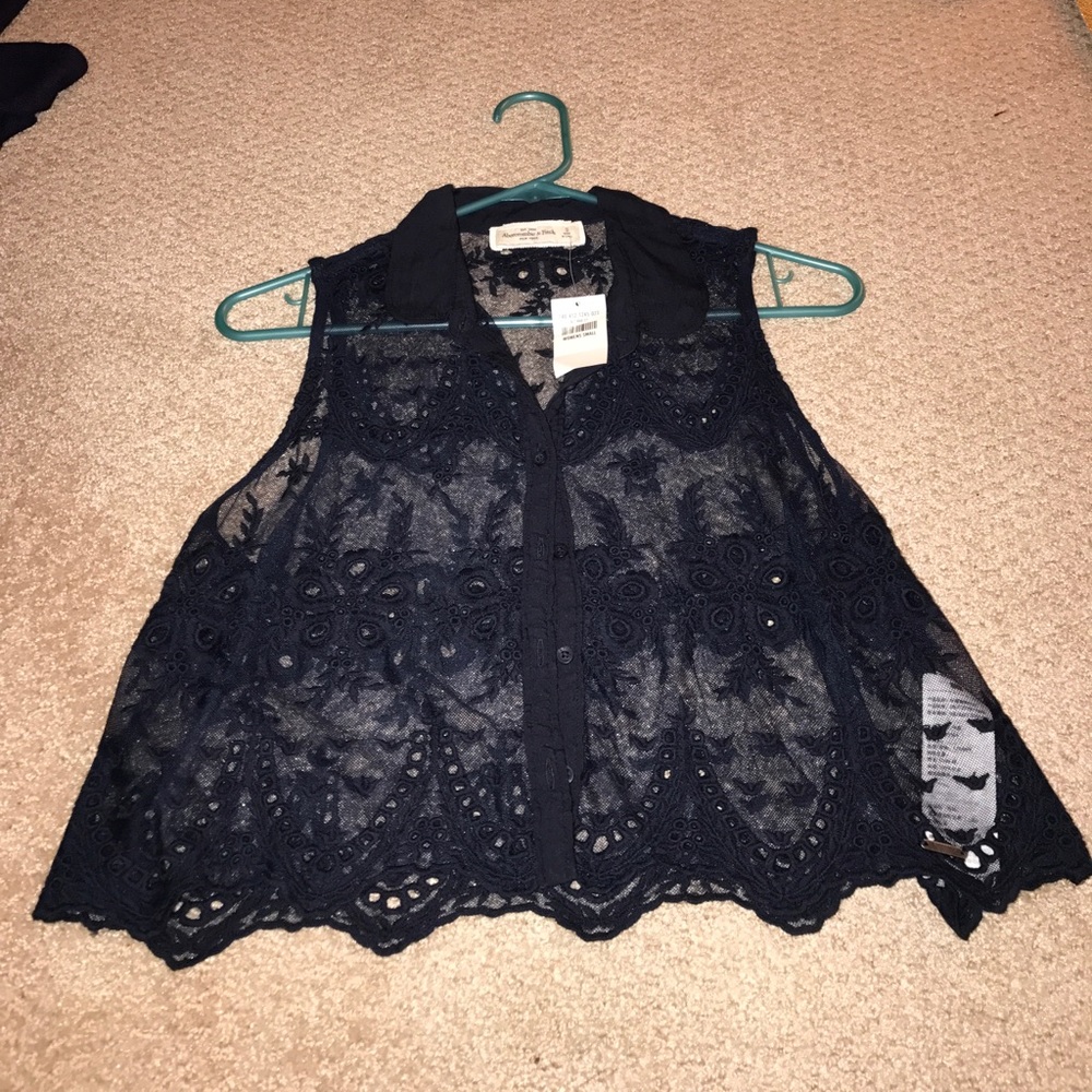 Sheer scalloped end crop top in navy