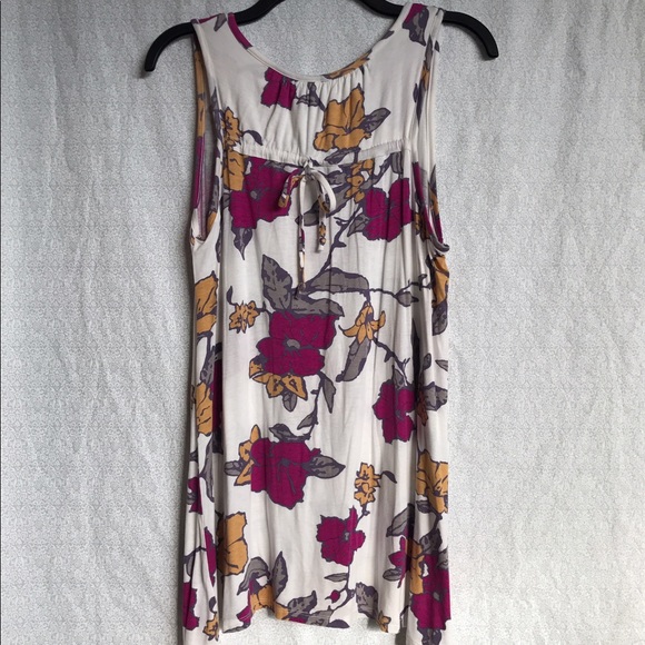 💘SOLD💘 Boho Chic Tunic - Picture 2 of 4