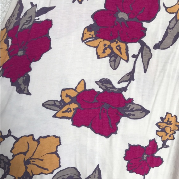 💘SOLD💘 Boho Chic Tunic - Picture 4 of 4