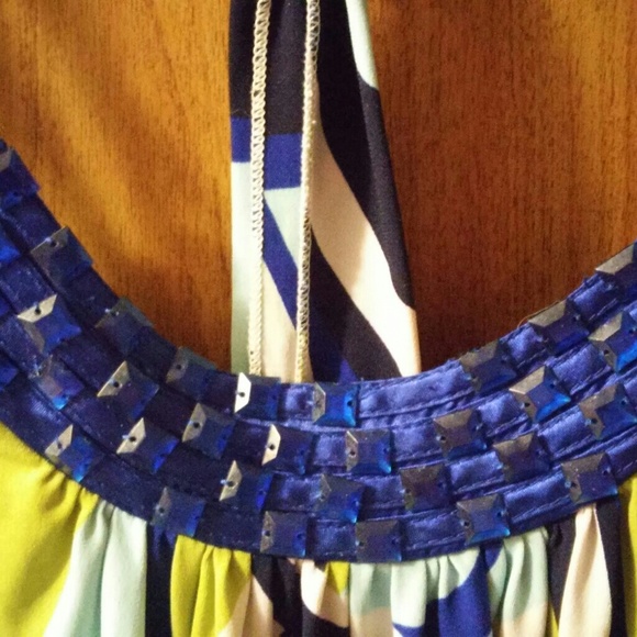 Pretty Good Halter top with blue studded neckline - Picture 3 of 3