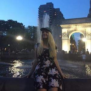 Meet your Posher, Cambria