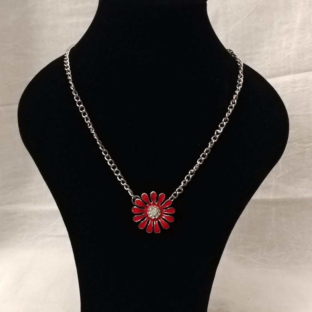 🆕Plus Free Earrings