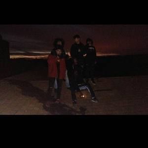 Meet your Posher, Ashton