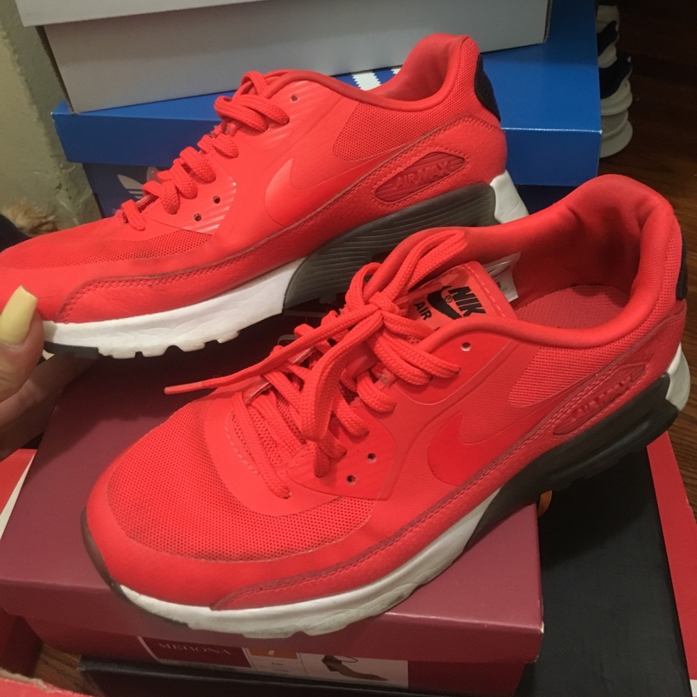 Air max 90 ultra essential