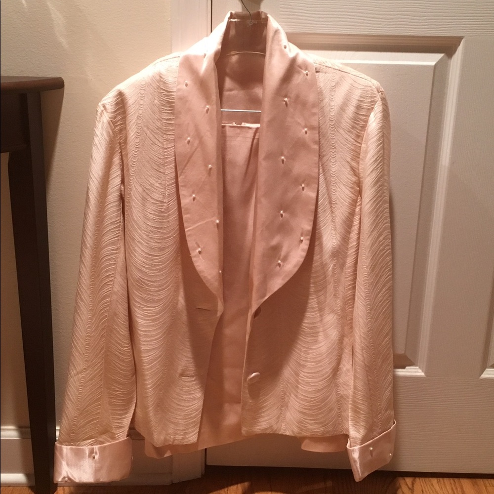 Great condition tan 2 piece dressy skirt set Sz XL
