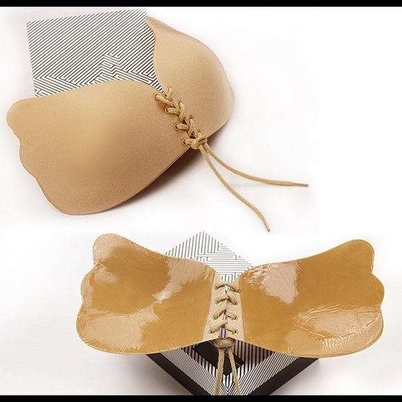 Women push up bra! - Picture 3 of 3