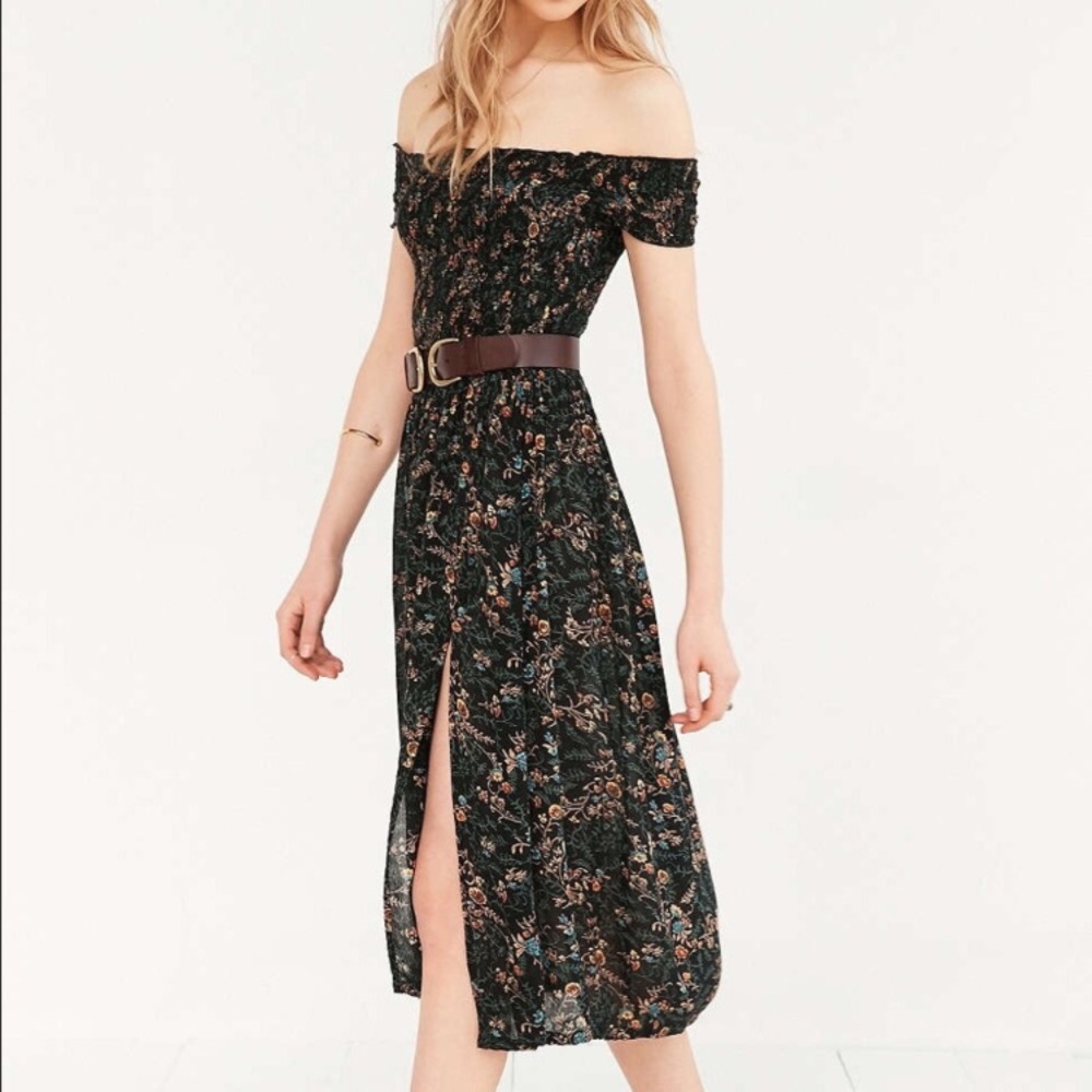 Kimchi Blue Midi Dress