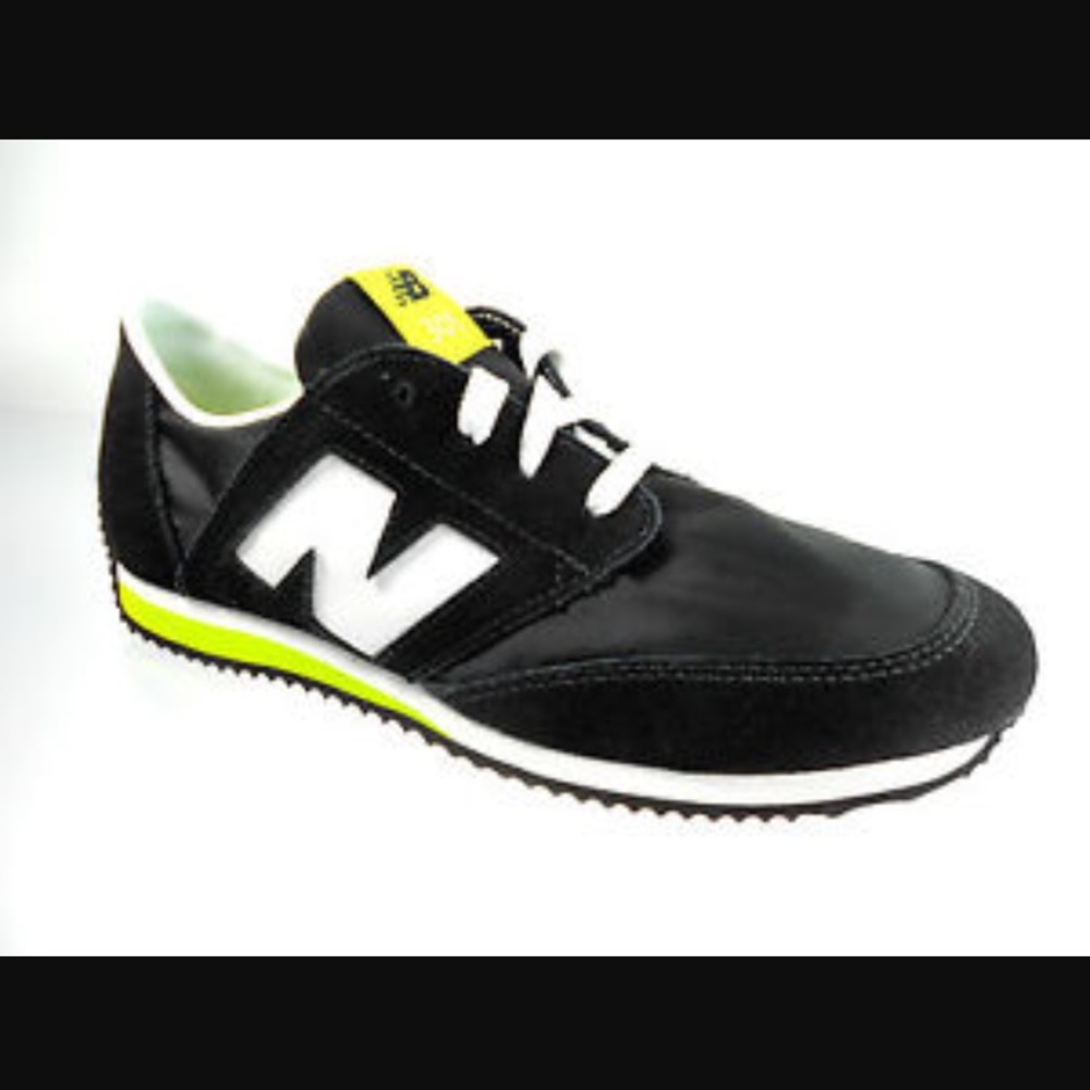 NEW New Balance 301 Tennis Shoes