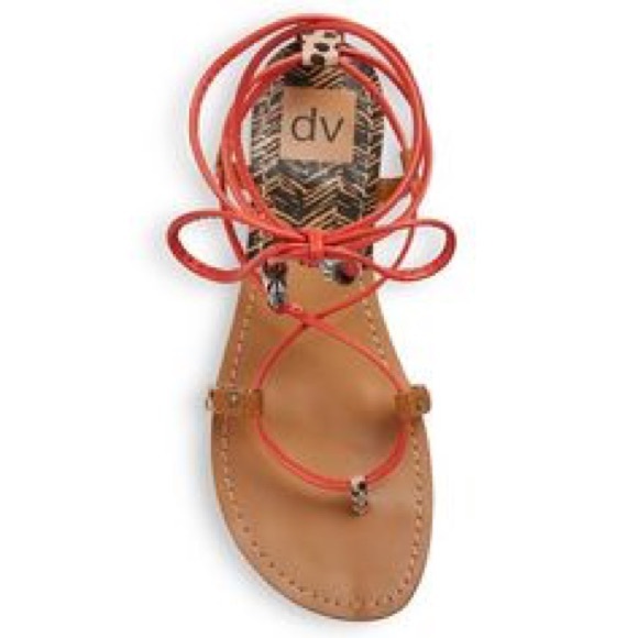 Jazyln Thong - DV for Target - Picture 3 of 8