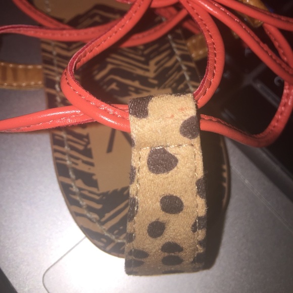 Jazyln Thong - DV for Target - Picture 8 of 8