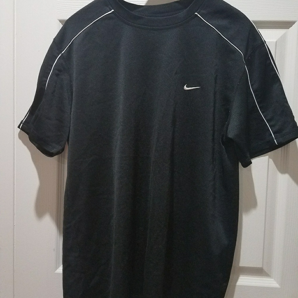 Nike polyester tshirt