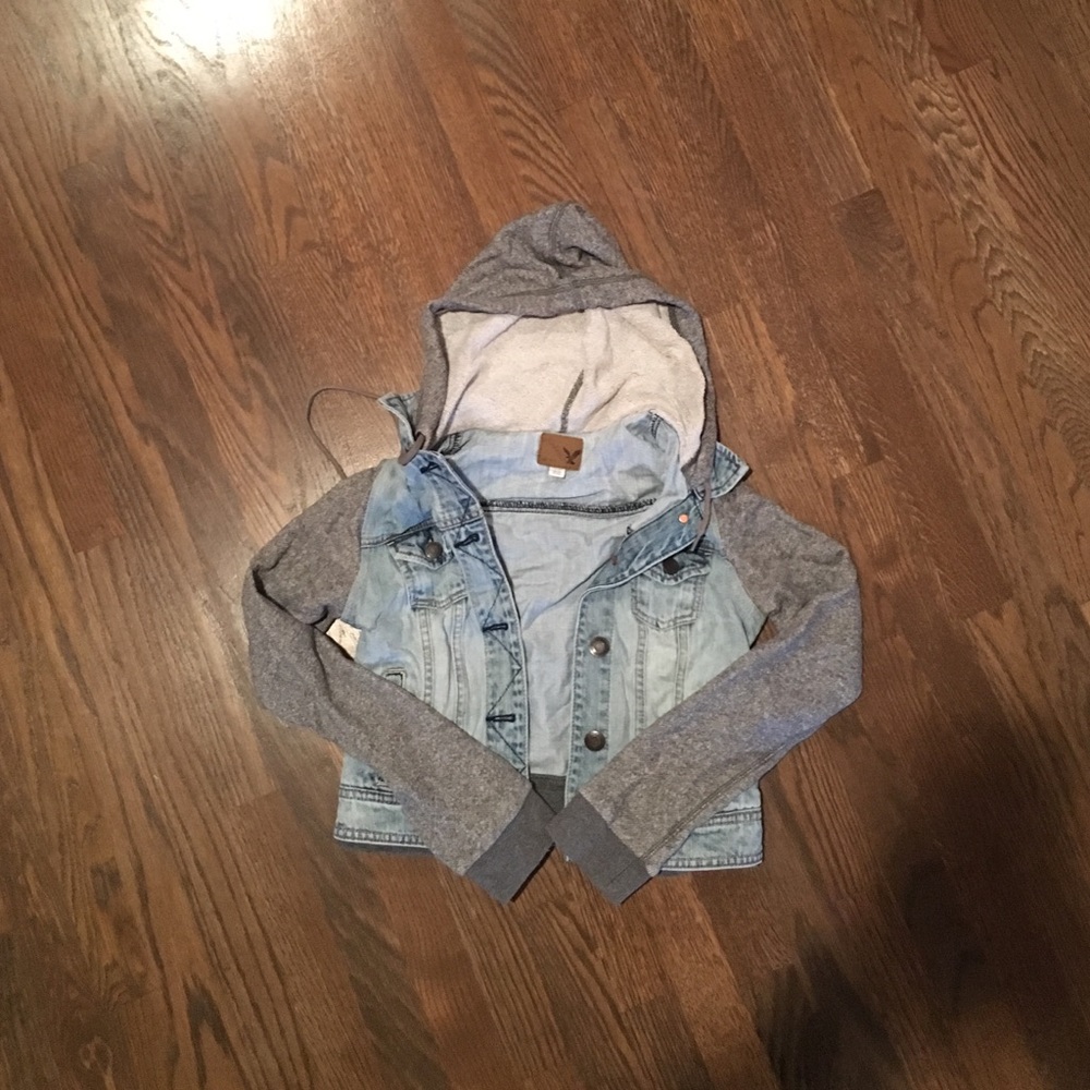 Cropped Denim Jacket