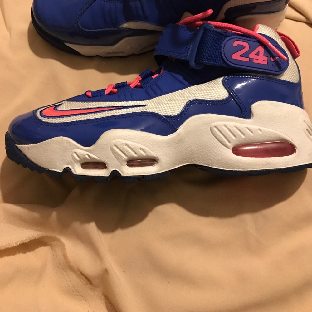 Nike High Top Youth Sneaker