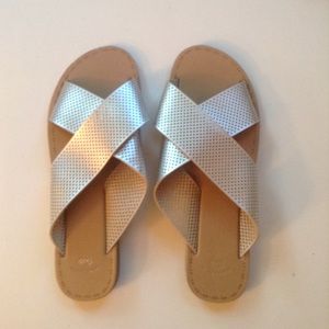Woman's Flip Flops
