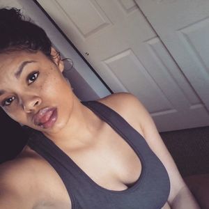 Meet your Posher, Brittney