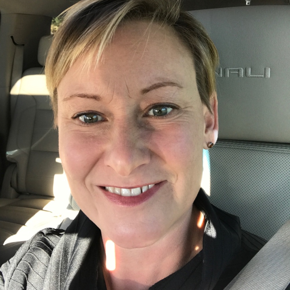 Meet your Posher, Angela