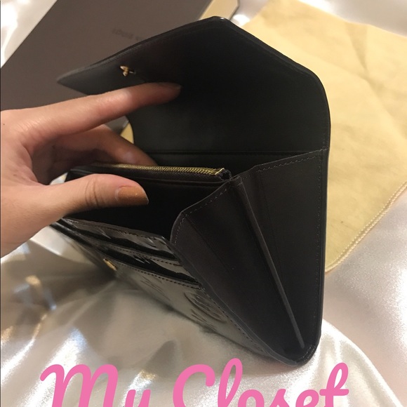 ❌SOLD❌Louis Vuitton Sarah Vernis Wallet - Picture 5 of 8