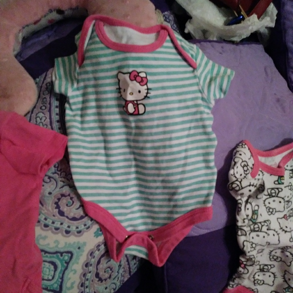 Hello Kitty bundle - Picture 4 of 5