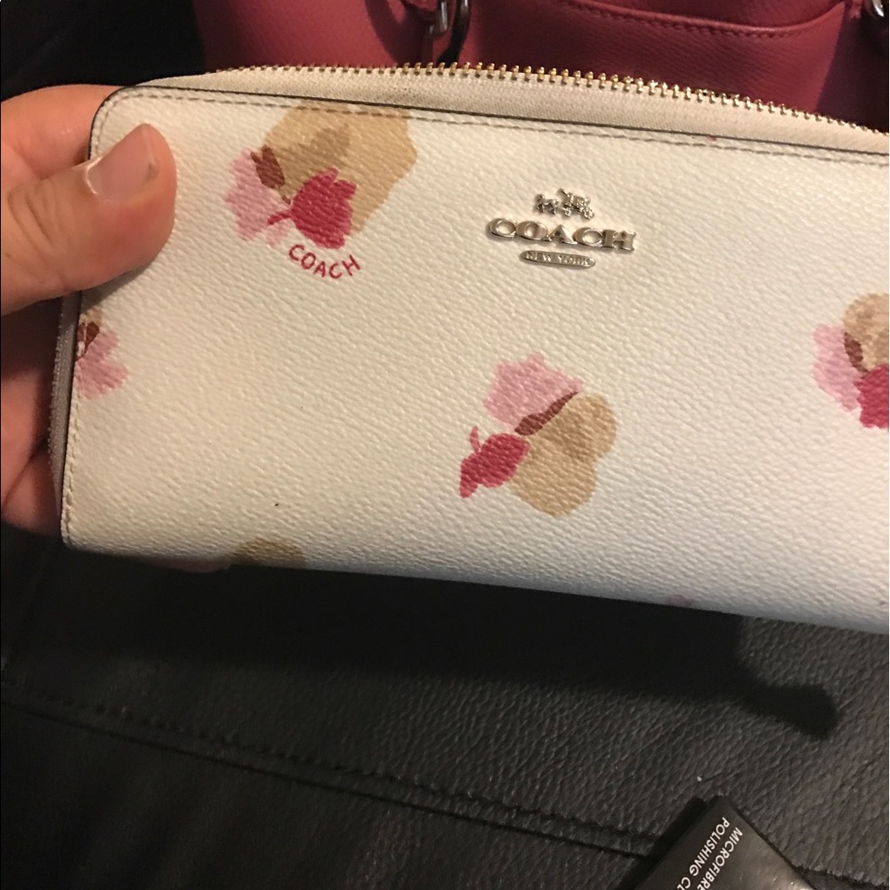 Coach wallet