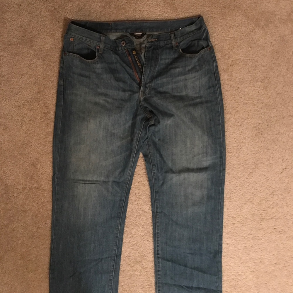 Lucky Jeans