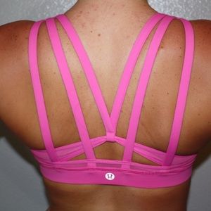 Lululemon sports bra