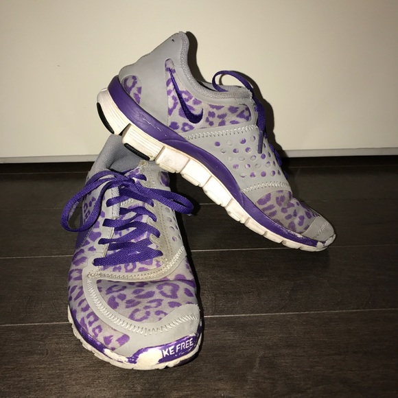 Purple cheetah Nike sneakers - Picture 4 of 5