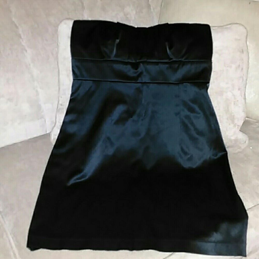 TWENTY ONE, LITTLE BLACK DRESS