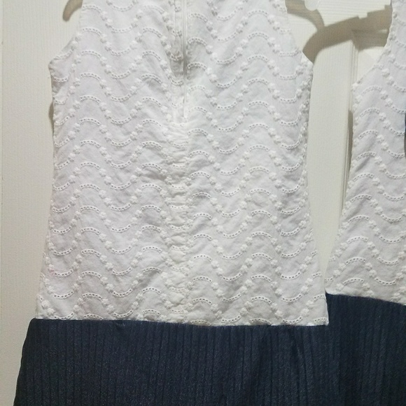 2 pcs of girls dress great for twinning .Take 2.. - Picture 2 of 6