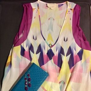Beautiful spring blouse! Never Worn. WHAT A STEAL!