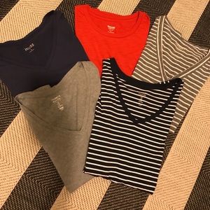 BUNDLE OF 5 T-SHIRTS